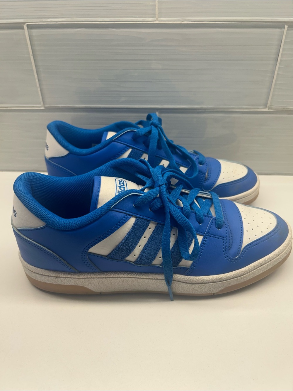 adidas Kids Royal Blue and White Low-Top Sneakers